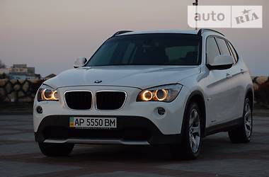 Внедорожник / Кроссовер BMW X1 2011 в Бердянске