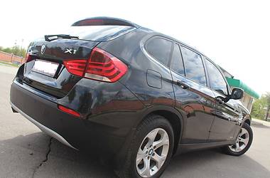 Внедорожник / Кроссовер BMW X1 2010 в Львове