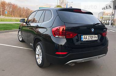 Внедорожник / Кроссовер BMW X1 2014 в Киеве