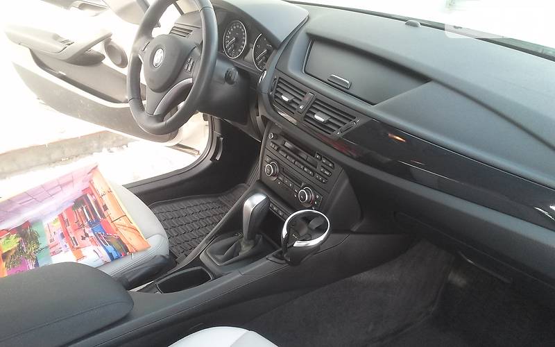 Седан BMW X1 2011 в Полтаве