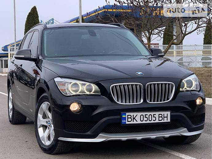 Внедорожник / Кроссовер BMW X1 2013 в Ровно