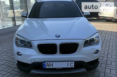 Внедорожник / Кроссовер BMW X1 2013 в Мариуполе