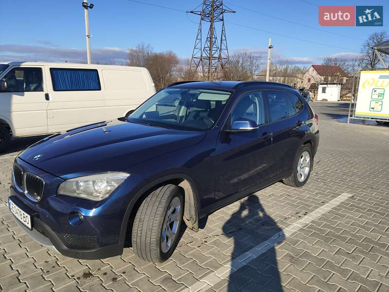Хетчбек BMW X1 2012 в Чернівцях