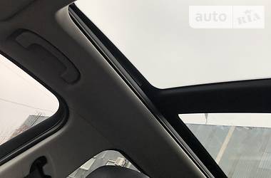 Позашляховик / Кросовер BMW X1 2012 в 