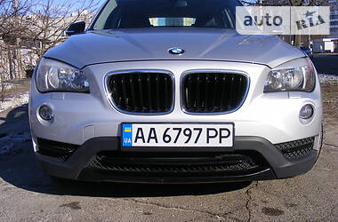 Внедорожник / Кроссовер BMW X1 2013 в Киеве