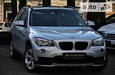 Позашляховик / Кросовер BMW X1 2015 в 