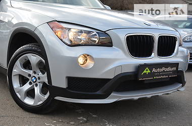 Позашляховик / Кросовер BMW X1 2015 в 