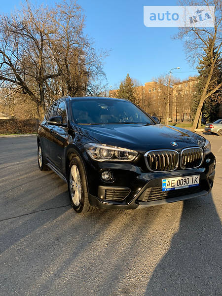 Внедорожник / Кроссовер BMW X1 2016 в Днепре
