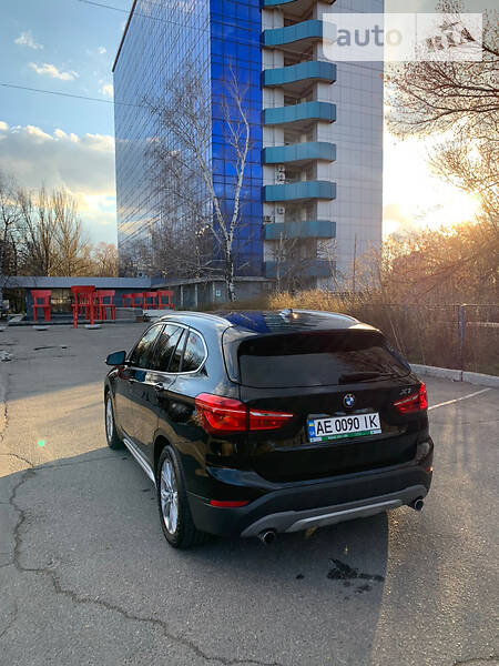 Внедорожник / Кроссовер BMW X1 2016 в Днепре