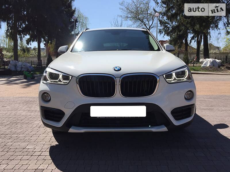 Позашляховик / Кросовер BMW X1 2017 в Києві