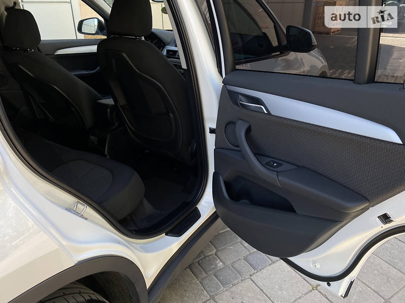 Позашляховик / Кросовер BMW X1 2017 в Одесі