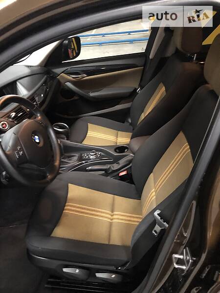 Позашляховик / Кросовер BMW X1 2011 в Києві