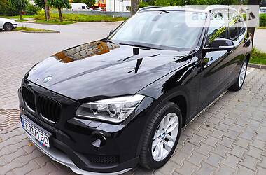 Внедорожник / Кроссовер BMW X1 2014 в Черновцах