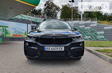 Внедорожник / Кроссовер BMW X1 2016 в Киеве