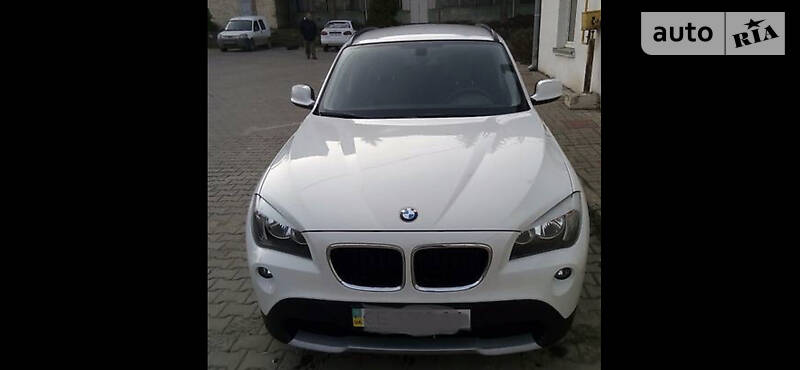 Універсал BMW X1 2011 в Чернівцях