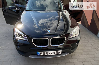 Позашляховик / Кросовер BMW X1 2012 в 