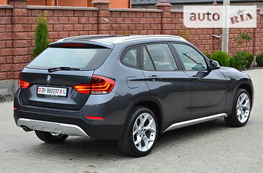 Внедорожник / Кроссовер BMW X1 2013 в Ровно