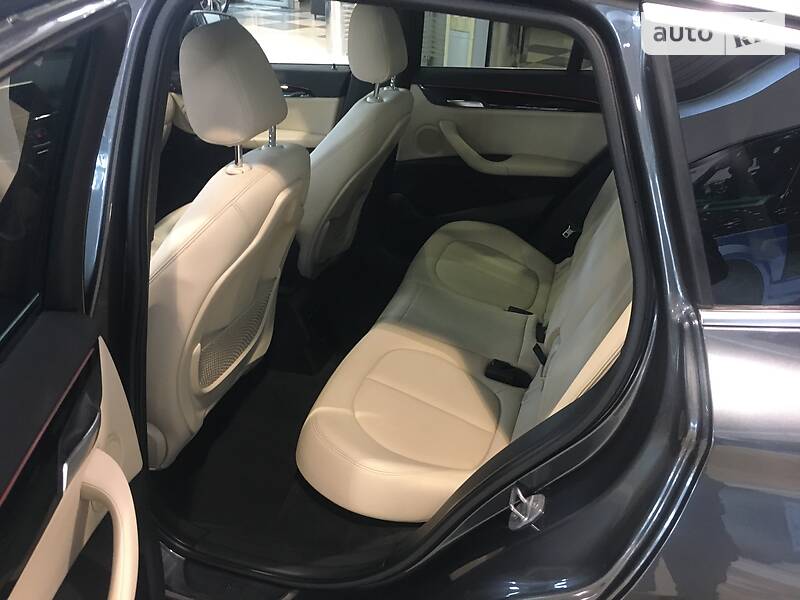 Внедорожник / Кроссовер BMW X1 2015 в Одессе