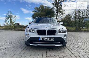 Позашляховик / Кросовер BMW X1 2011 в Івано-Франківську