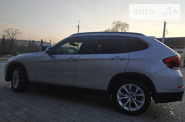 Внедорожник / Кроссовер BMW X1 2013 в Львове