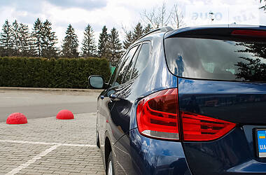 Внедорожник / Кроссовер BMW X1 2011 в 