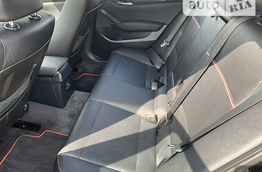Внедорожник / Кроссовер BMW X1 2013 в Костополе