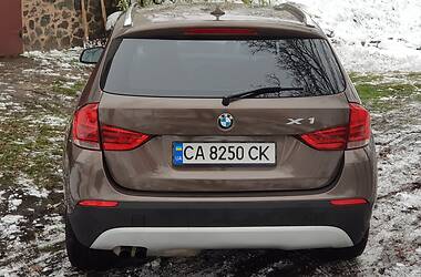 Внедорожник / Кроссовер BMW X1 2013 в Черкассах