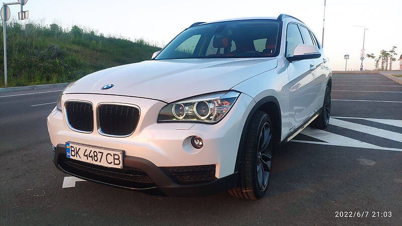 Внедорожник / Кроссовер BMW X1 2013 в Ровно