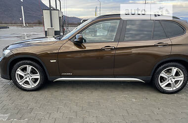 Позашляховик / Кросовер BMW X1 2010 в Хусті