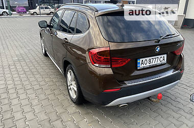 Внедорожник / Кроссовер BMW X1 2010 в Хусте