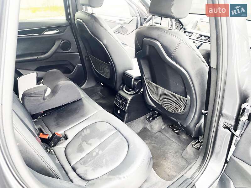 Позашляховик / Кросовер BMW X1 2017 в Покровську