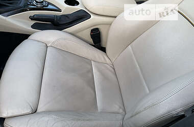 Позашляховик / Кросовер BMW X1 2010 в 