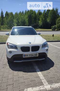 Внедорожник / Кроссовер BMW X1 2012 в Хмельницком