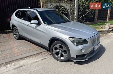 Внедорожник / Кроссовер BMW X1 2015 в Киеве