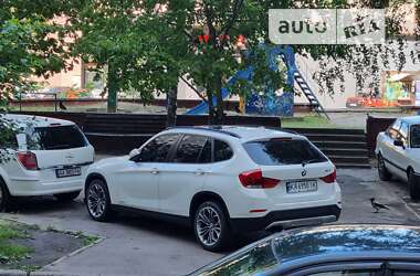 Внедорожник / Кроссовер BMW X1 2013 в Киеве