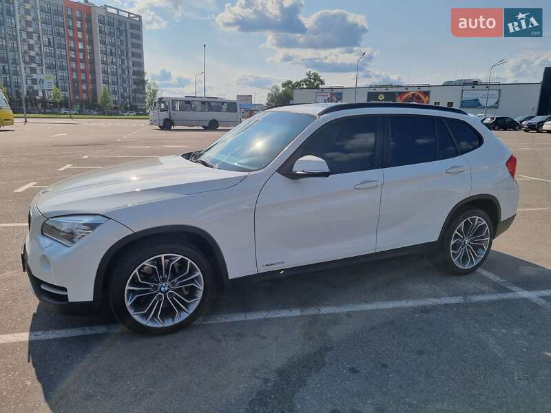 Позашляховик / Кросовер BMW X1 2013 в Києві фото 3 Позашляховик / Кросовер BMW X1 2013 в Києві