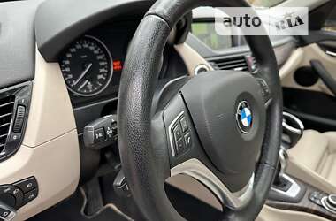 Внедорожник / Кроссовер BMW X1 2013 в 