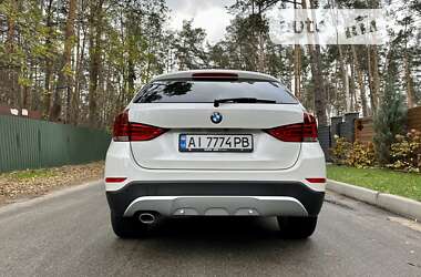 Внедорожник / Кроссовер BMW X1 2013 в 