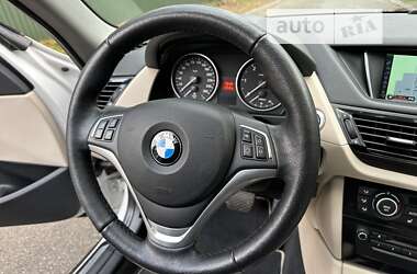 Внедорожник / Кроссовер BMW X1 2013 в 