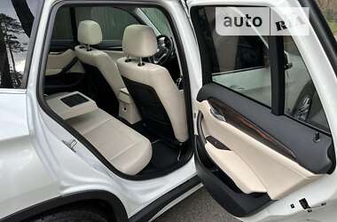Внедорожник / Кроссовер BMW X1 2013 в 