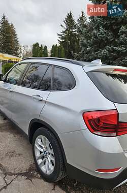 Внедорожник / Кроссовер BMW X1 2015 в Коростышеве
