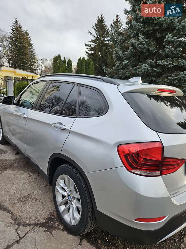 Позашляховик / Кросовер BMW X1 2015 в Коростишеві