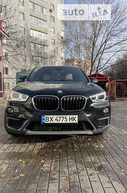 Внедорожник / Кроссовер BMW X1 2017 в Хмельницком