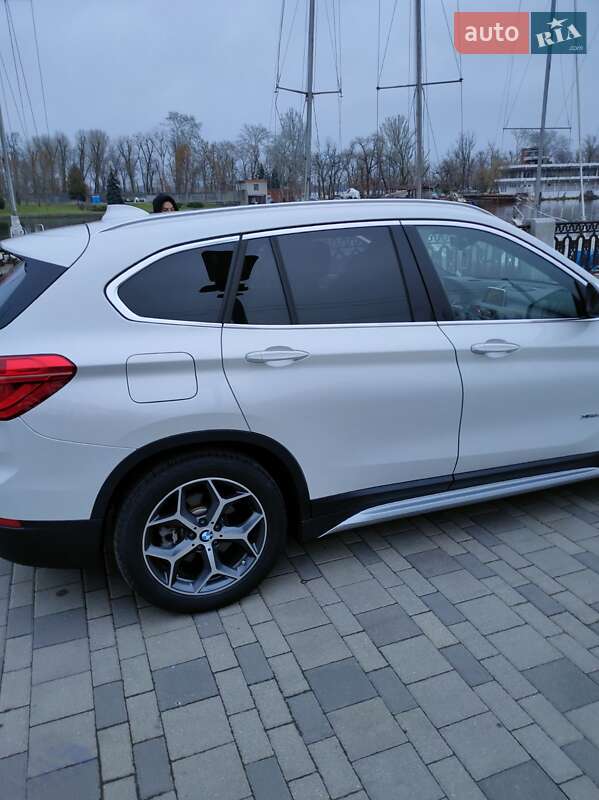 Позашляховик / Кросовер BMW X1 2016 в Дніпрі