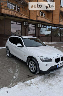 Внедорожник / Кроссовер BMW X1 2012 в Новомосковске