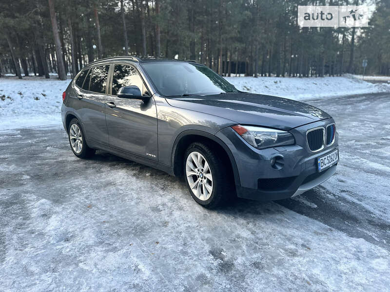 Позашляховик / Кросовер BMW X1 2012 в Києві