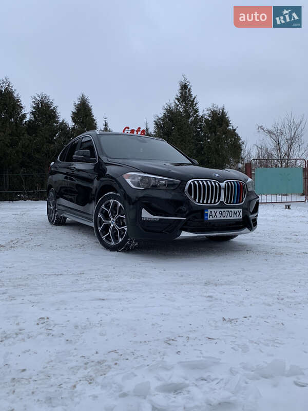 Внедорожник / Кроссовер BMW X1 2019 в Харькове
