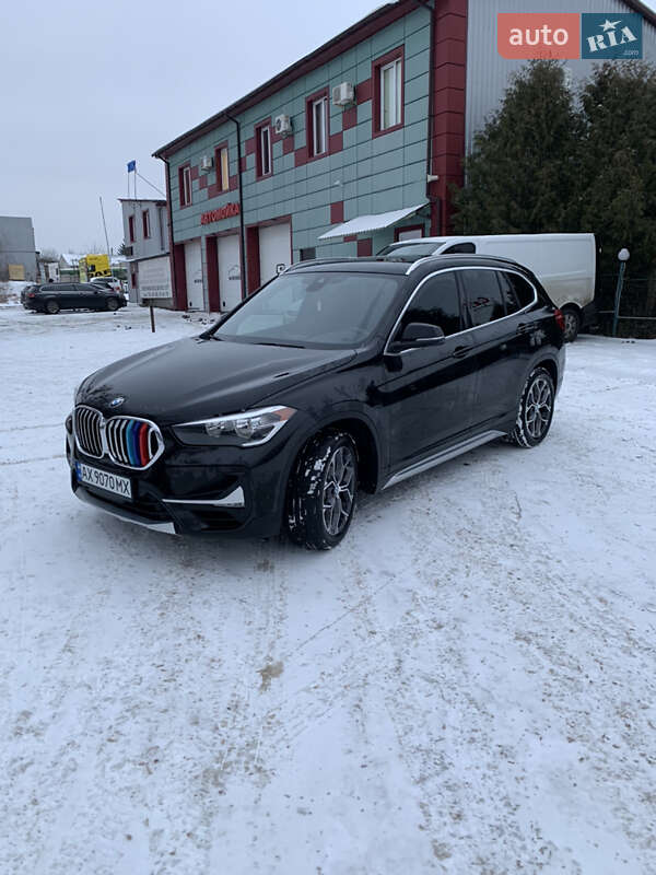 Внедорожник / Кроссовер BMW X1 2019 в Харькове