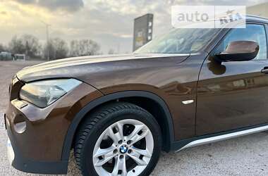 Внедорожник / Кроссовер BMW X1 2010 в Киеве