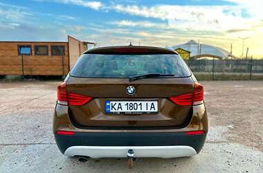 Внедорожник / Кроссовер BMW X1 2010 в Киеве